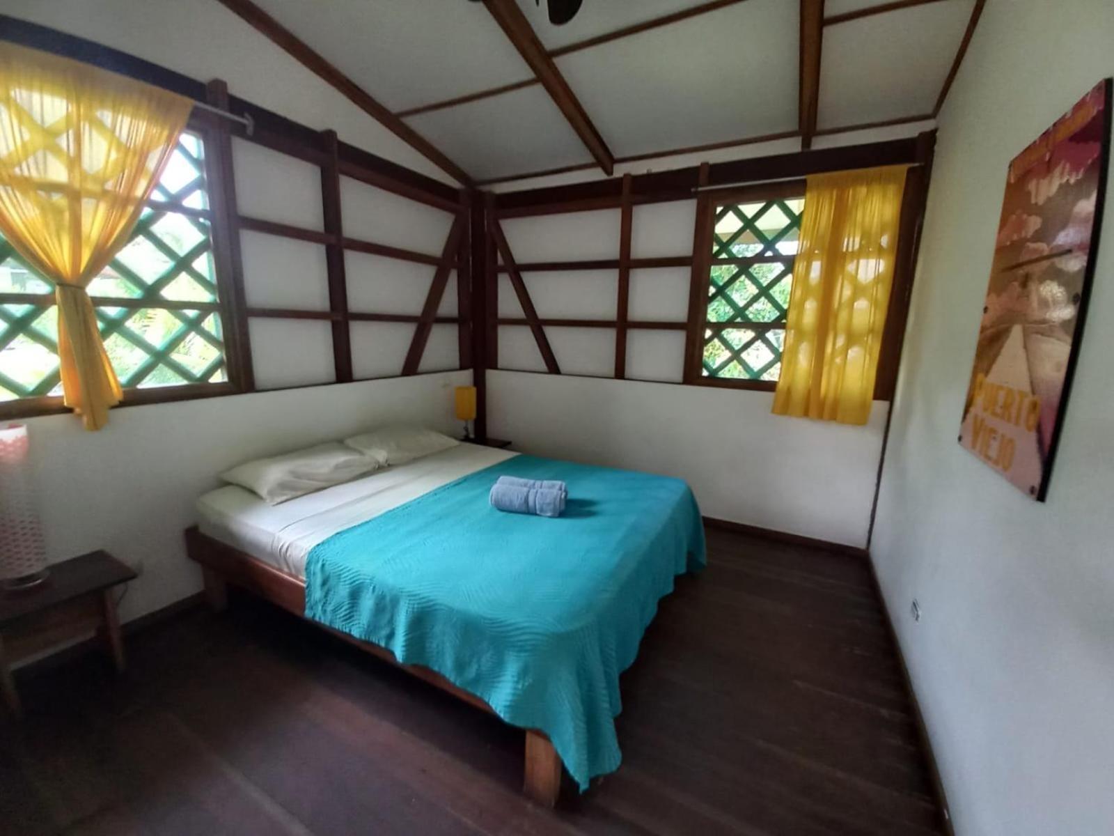 Puerto Viejo de Talamanca Pagalu Hostel חדר תמונה