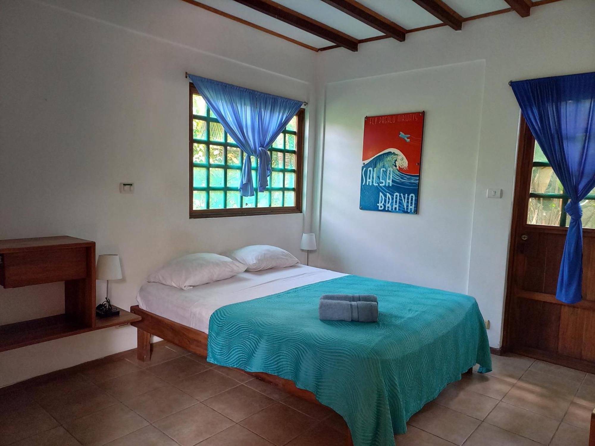Puerto Viejo de Talamanca Pagalu Hostel חדר תמונה